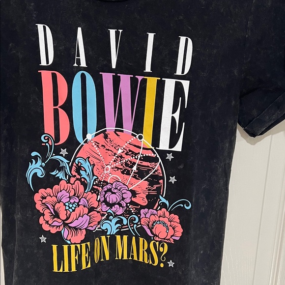 David Bowie Graphic/Band T-Shirt - Picture 6 of 8